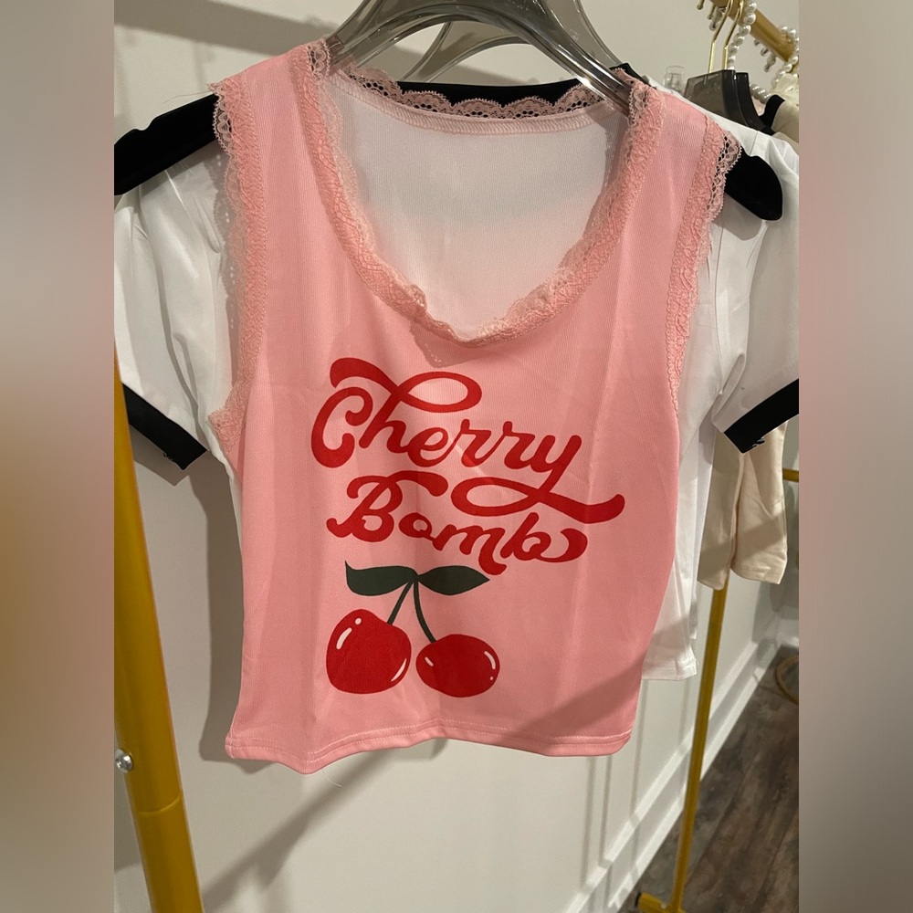 CHERRY BOMB TANK TOP  size S